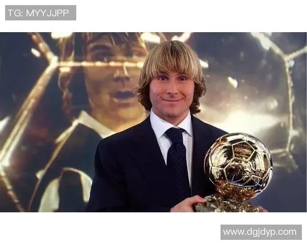 足球明星简介：探索他们的成就与传奇人生故事