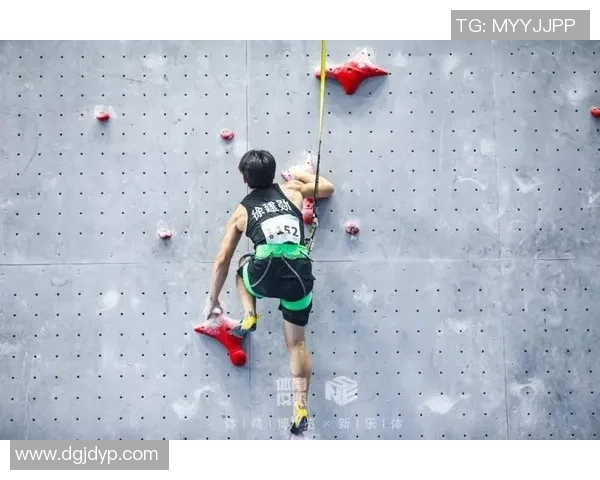 攀岩专题：聚焦北京攀岩队的灵活性